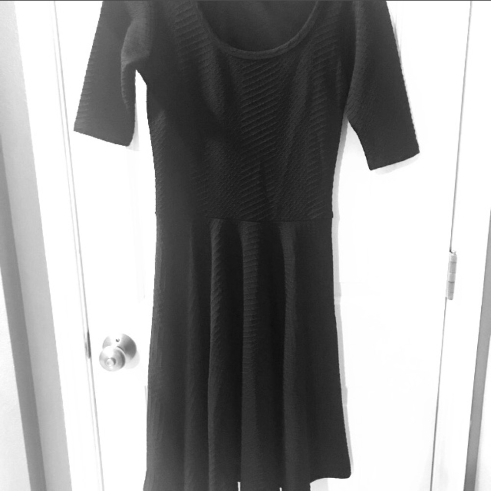 Solid black Lularoe Nicole